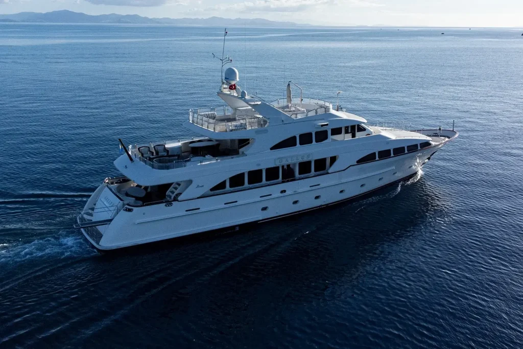 Yacht Gallery Image