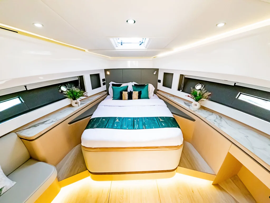 Yacht Gallery Image