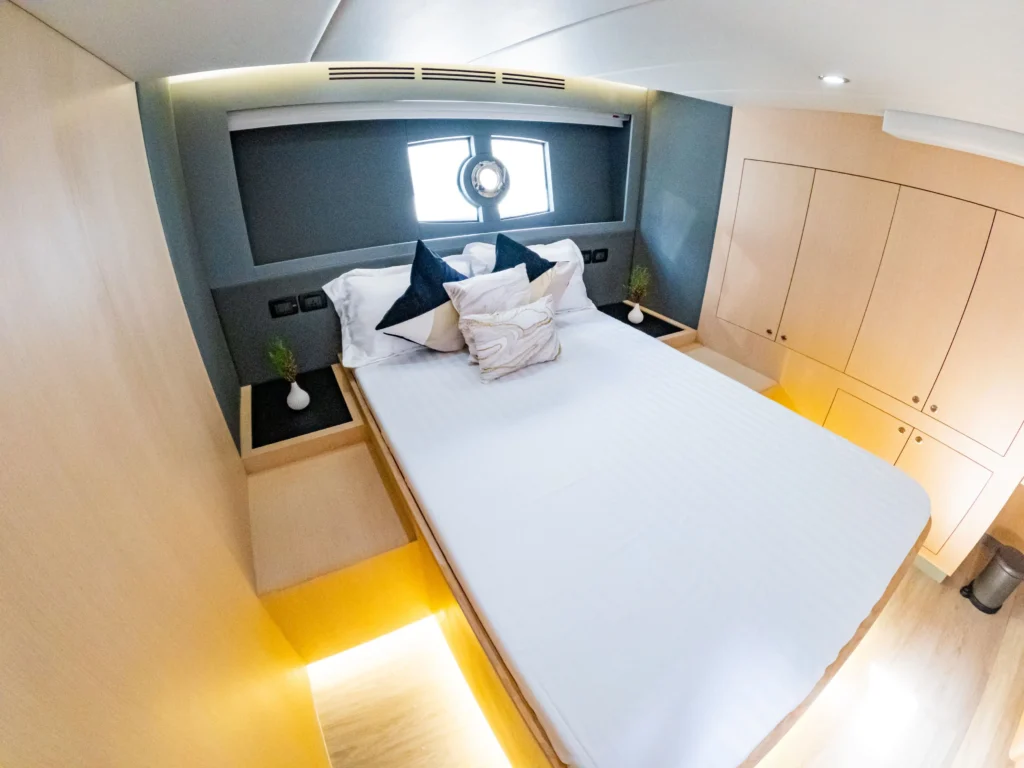 Yacht Gallery Image