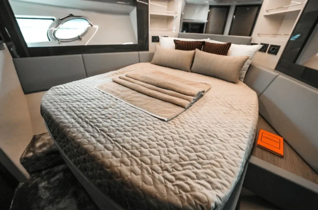 Yacht Gallery Image