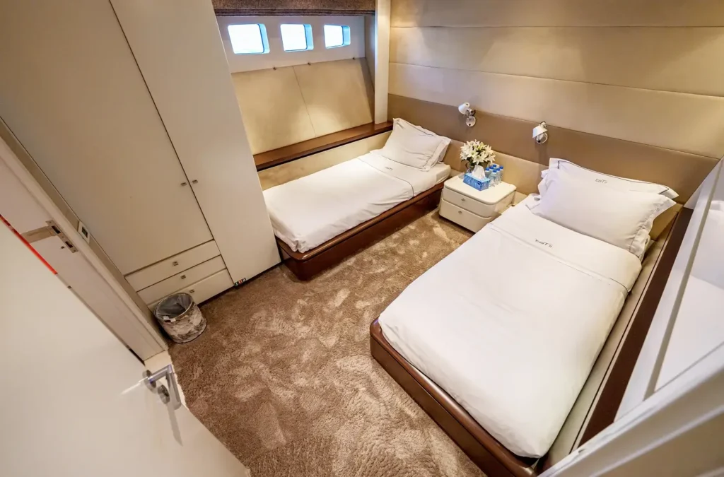Yacht Gallery Image