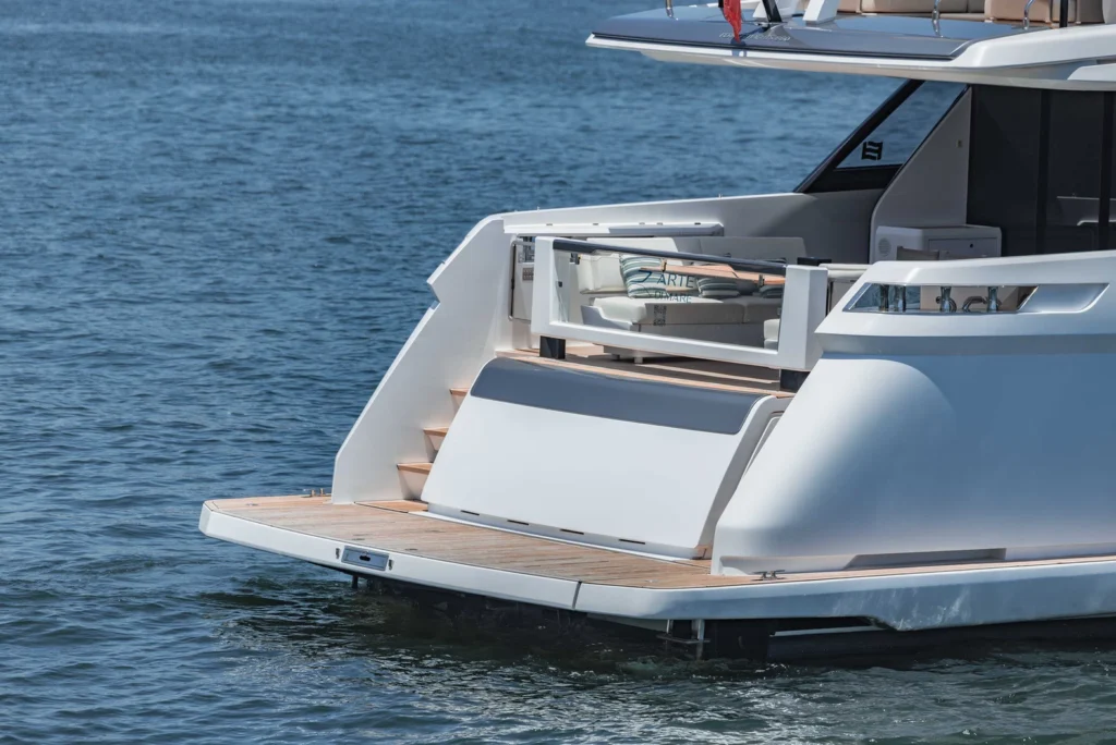 Yacht Gallery Image
